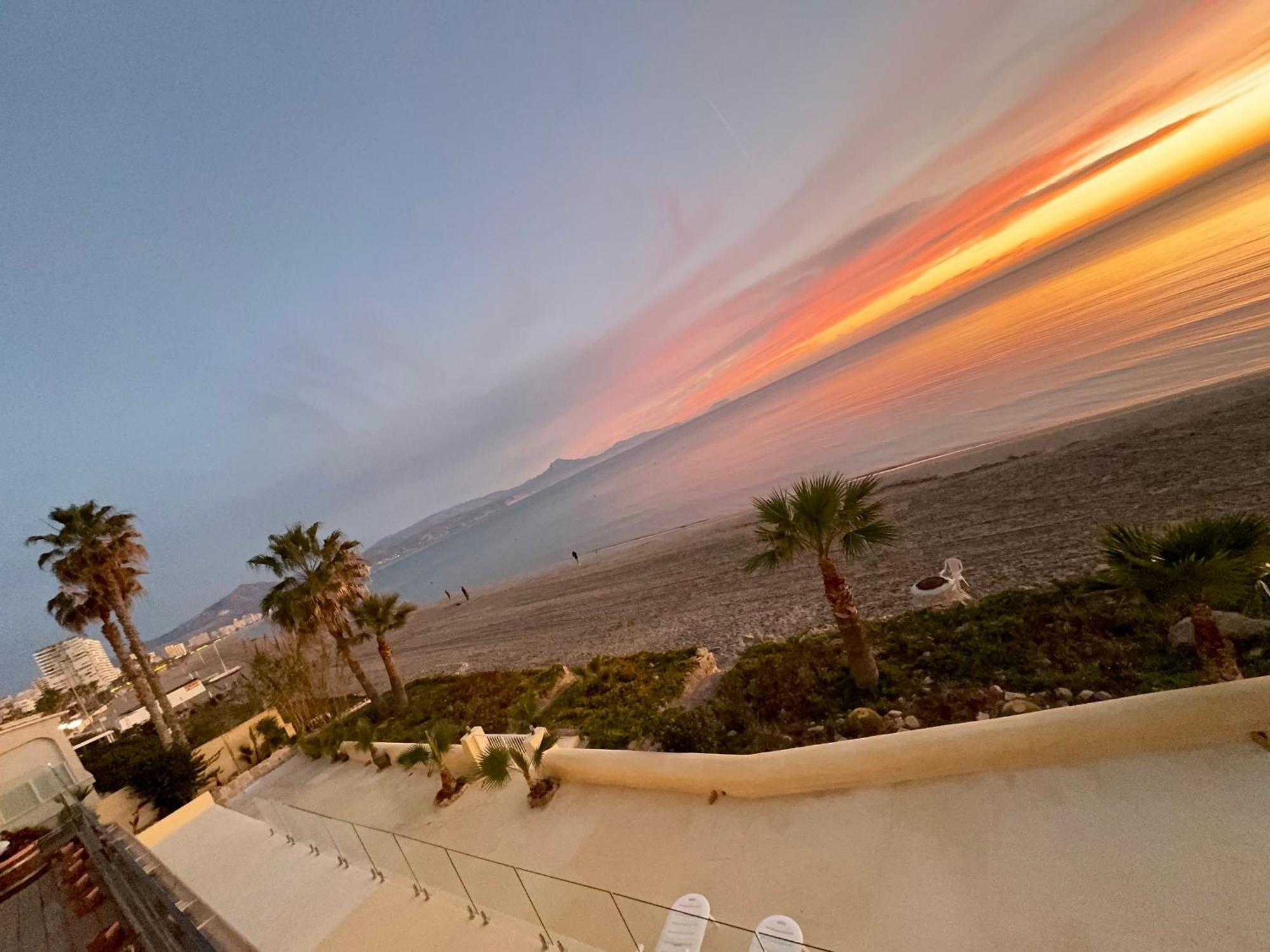 Excepcional Apartamento Amanecer Al Borde De Playa Y Mar, En Chalet Roquetes Alicante Bagian luar foto
