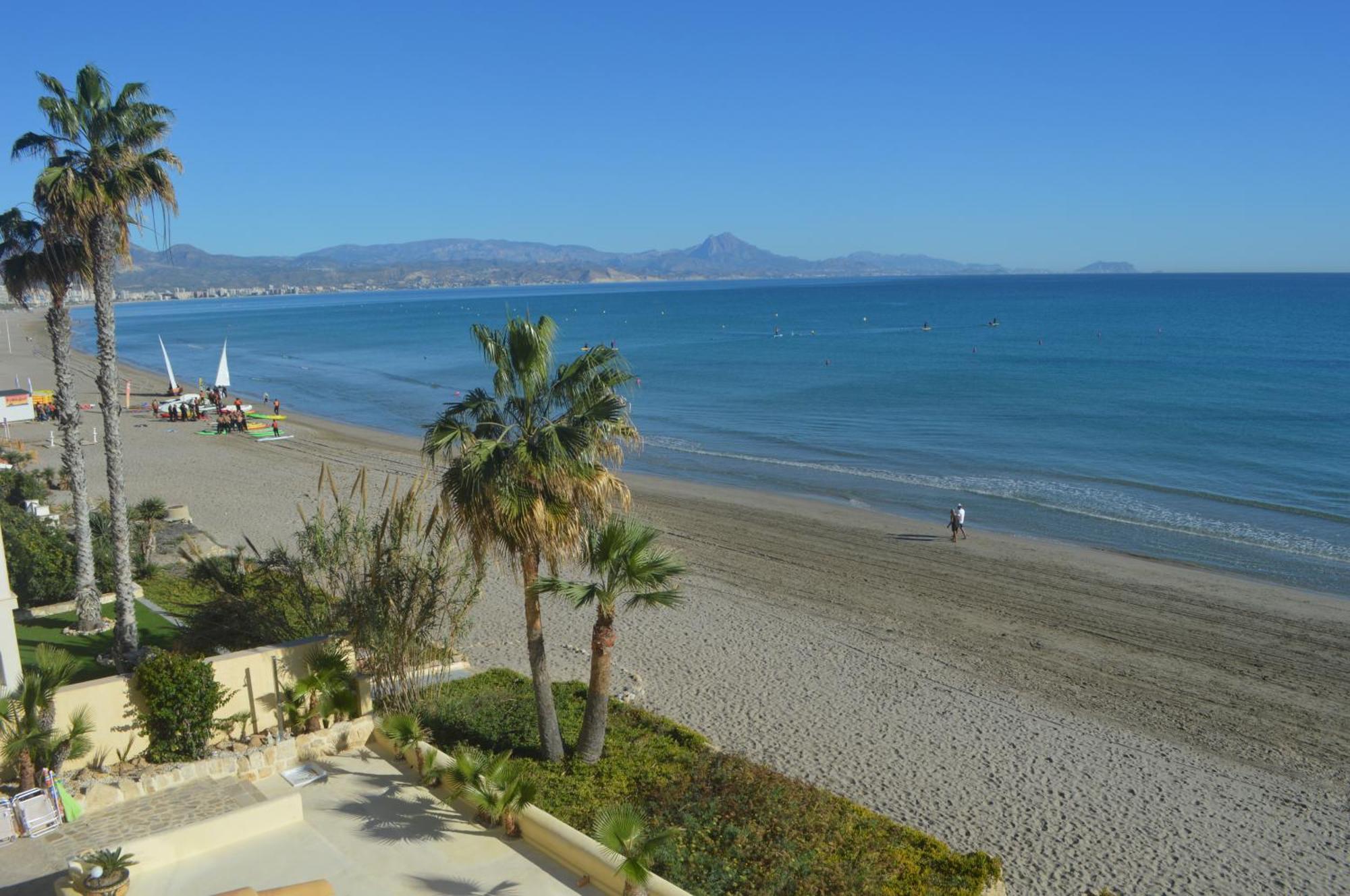 Excepcional Apartamento Amanecer Al Borde De Playa Y Mar, En Chalet Roquetes Alicante Bagian luar foto
