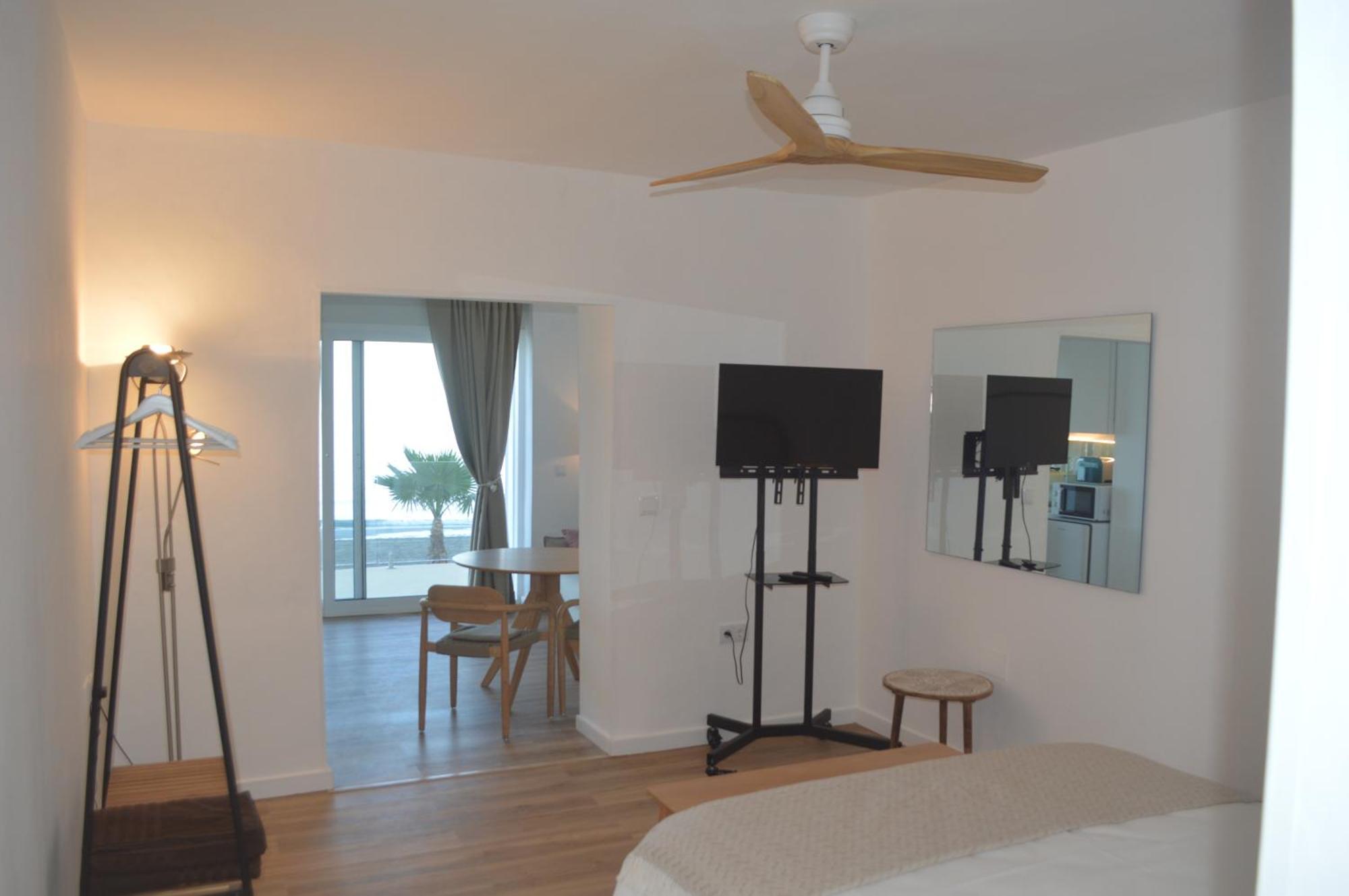 Excepcional Apartamento Amanecer Al Borde De Playa Y Mar, En Chalet Roquetes Alicante Bagian luar foto